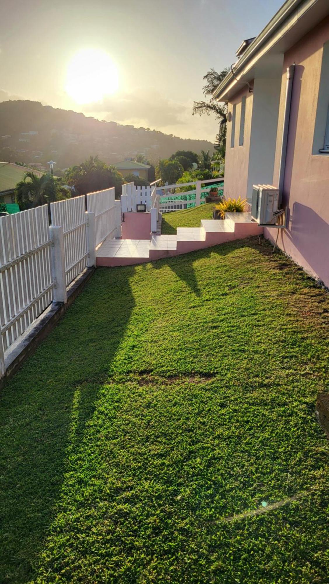 Maison Indep, Spa, Mer, Jardin, Bien-Etre Les Trois-Ilets Exterior foto